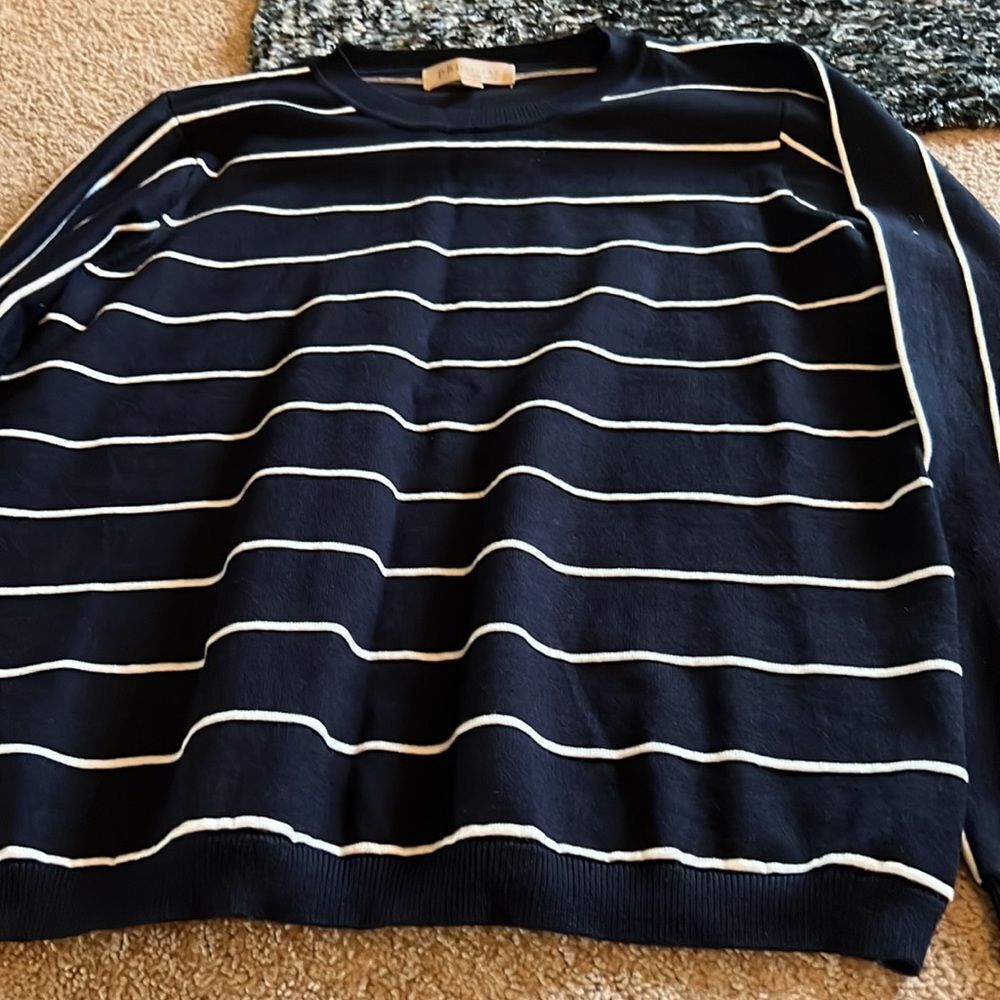 Philosophy medium sweater - Picture 5 of 8